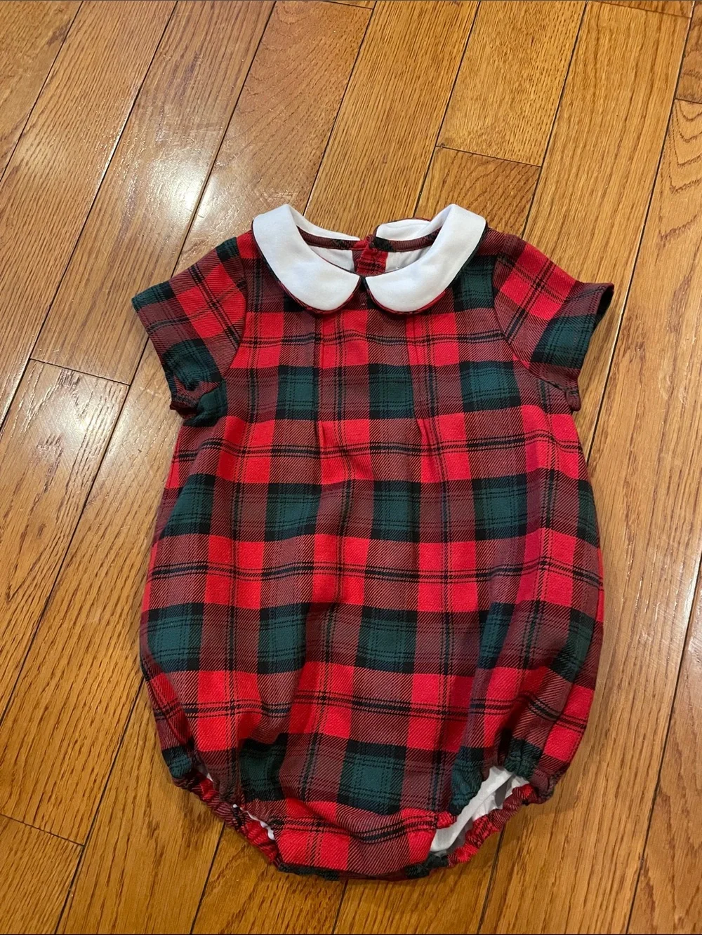 Red plaid Bubble- excellent